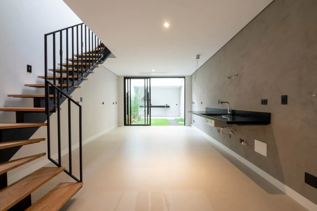 Casa nova com rooftop e espaço gourmet na Vila Nova Conceição – 22363