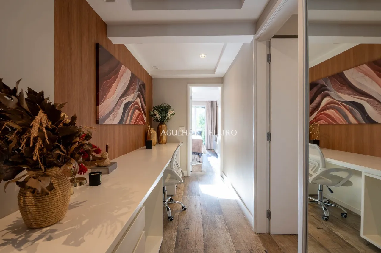 Apartamento de 220 m² totalmente reformado, com piscina, academia e 2 vagas – 22371