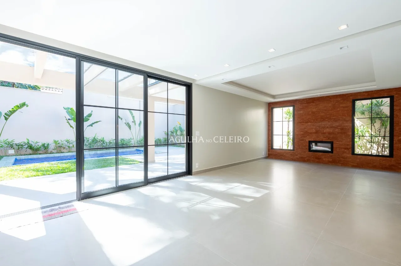 Casa super reformada à venda no Alto de Pinheiros – 22372