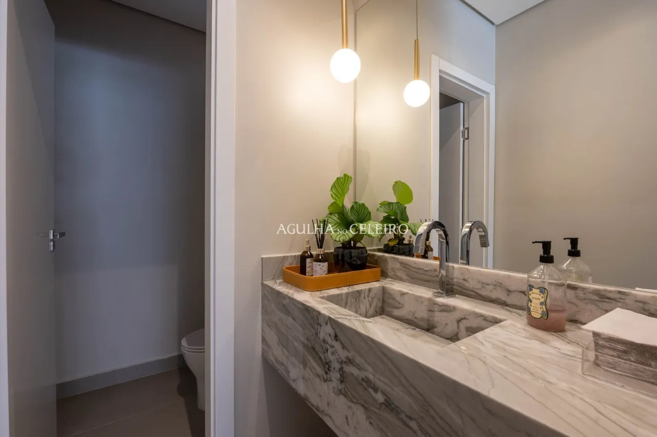 Casa super reformada à venda no Alto de Pinheiros – 22372