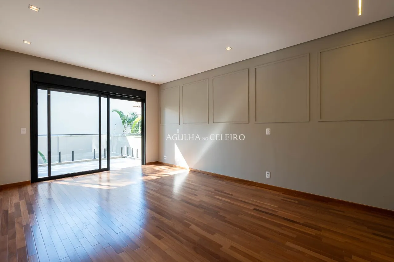 Casa super reformada à venda no Alto de Pinheiros – 22372