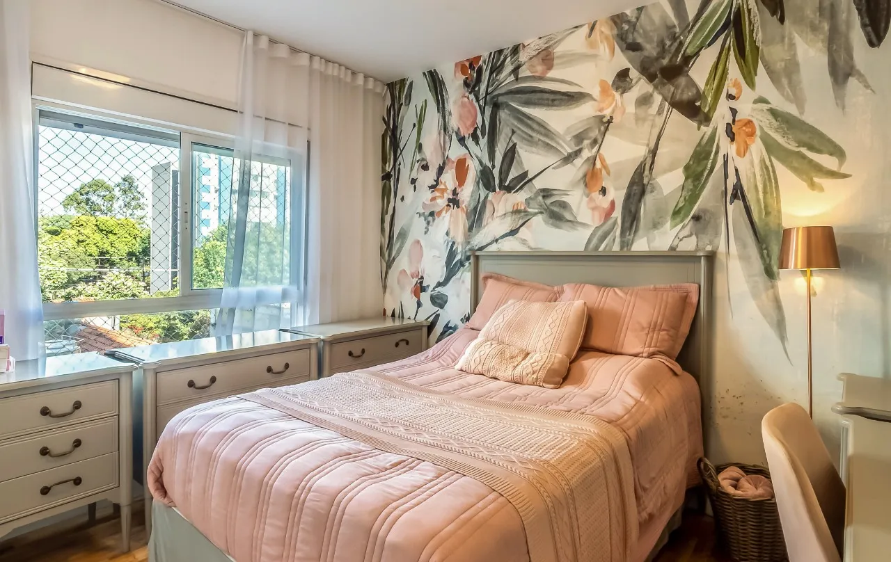 Apartamento reformado, com terraço generoso e lazer completo na Vila Olímpia para viver bem. – 22377
