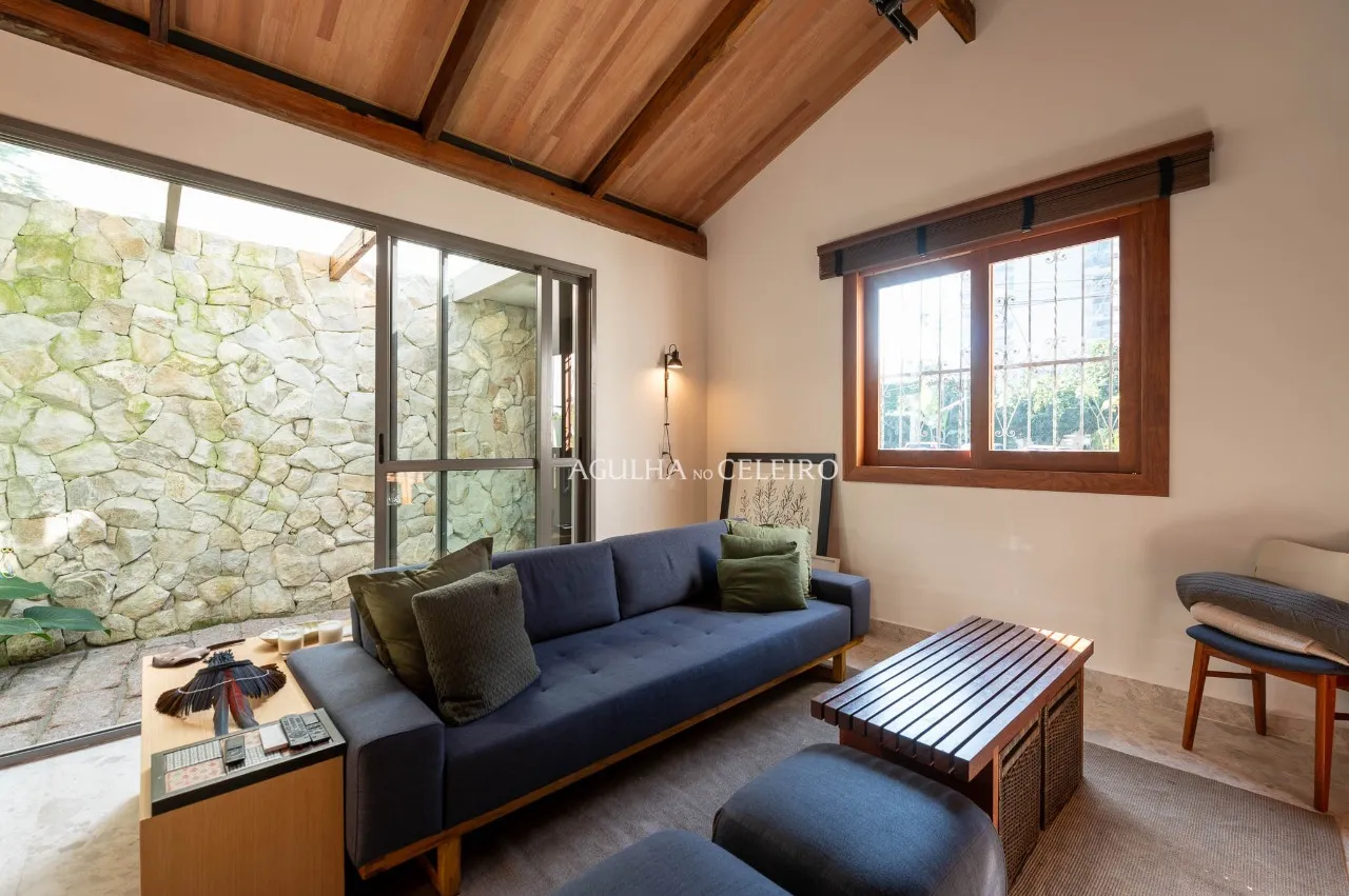 Casa de Vila à venda em Pinheiros. – 22390