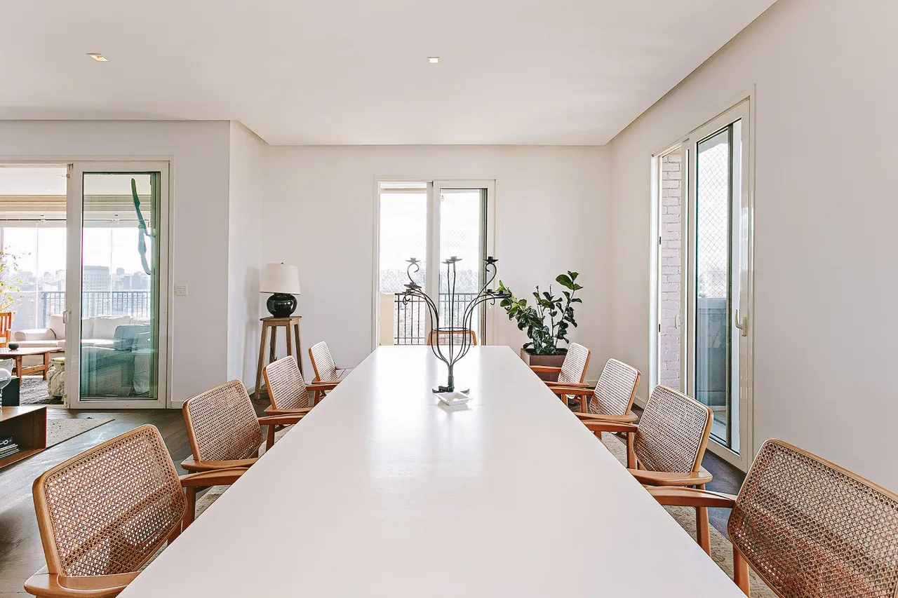 Projeto autoral com vista livre, entre o Clube Pinheiros e o Parque do Povo – 22447