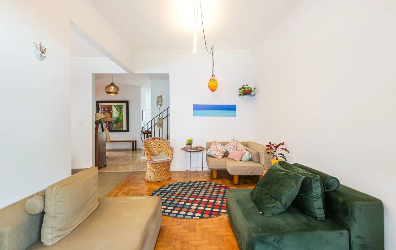 Casa deliciosa de se viver, com projeto acolhedor e cheio de luz natural, em Alto de Pinheiros. – 22465