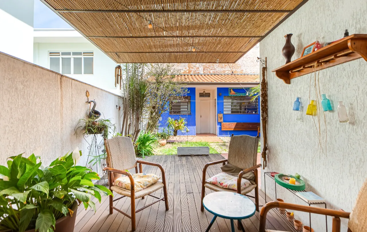Casa deliciosa de se viver, com projeto acolhedor e cheio de luz natural, em Alto de Pinheiros. – 22465