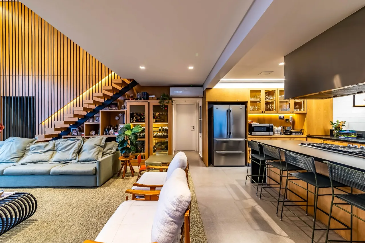 Apartamento duplex com pé direito duplo, terraço integrado e muita luz, no miolo da Vila Madalena. – 22466