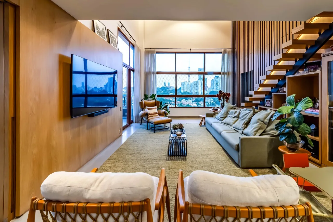 Apartamento duplex com pé direito duplo, terraço integrado e muita luz, no miolo da Vila Madalena. – 22466