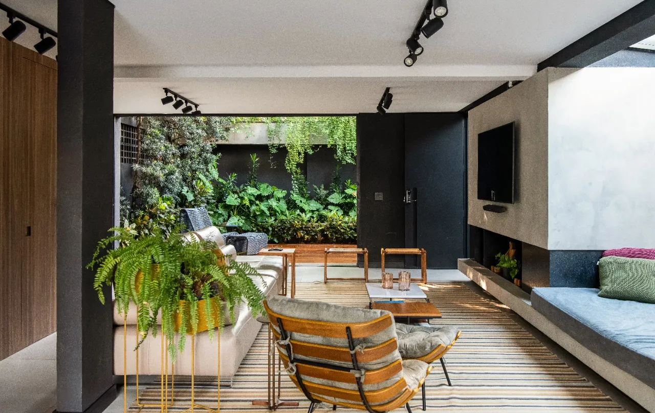 Casa contemporânea com projeto de Alex Haiashida, com jardim relaxante, na Vila Madalena. – 22472