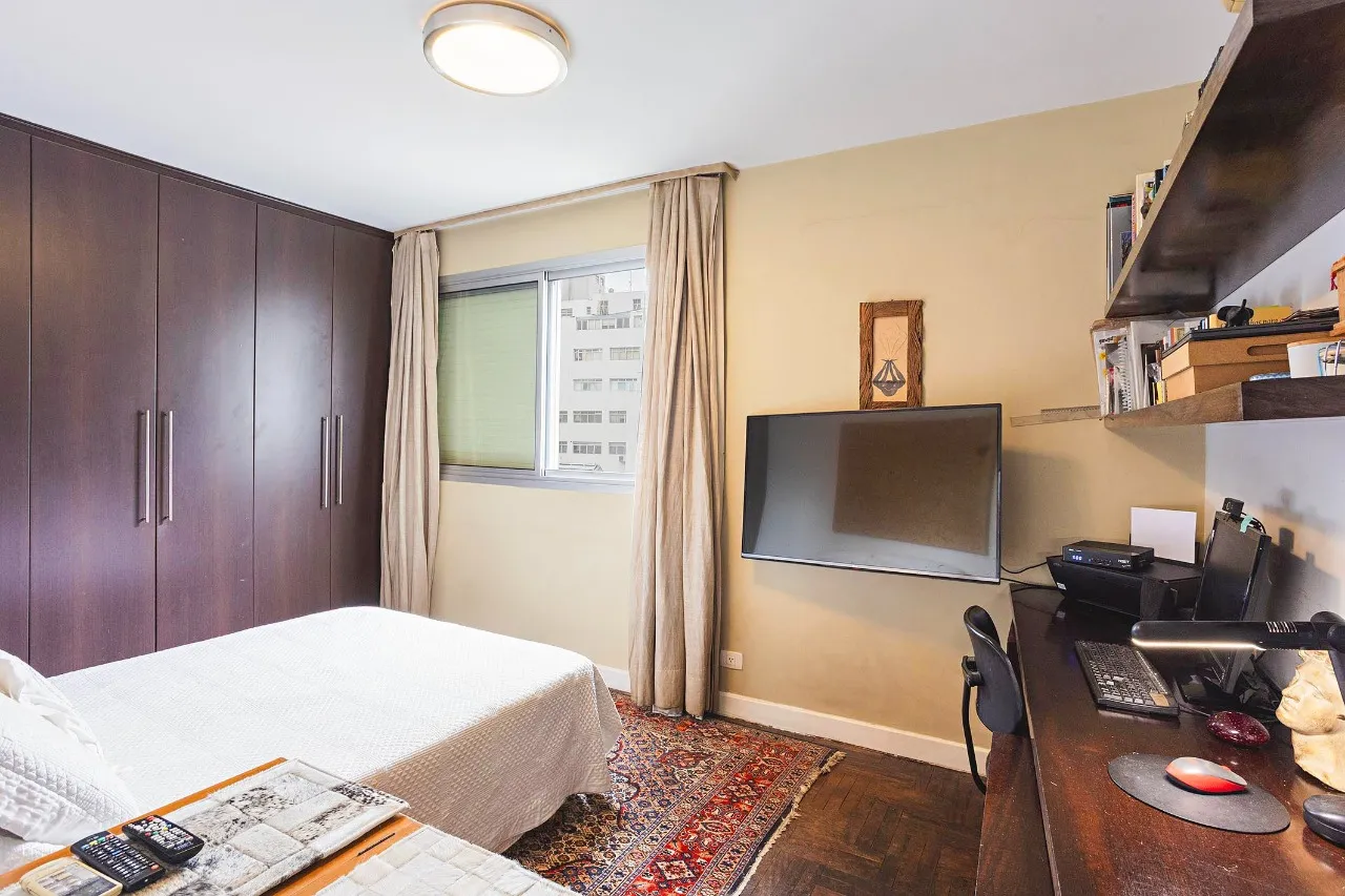 Cobertura Duplex com Piscina na Parte Plana dos Jardins – 22478