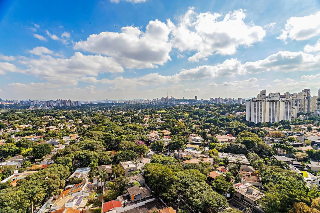 Apartamento com vista aberta entre Alto de Pinheiros e Pinheiros – 22487