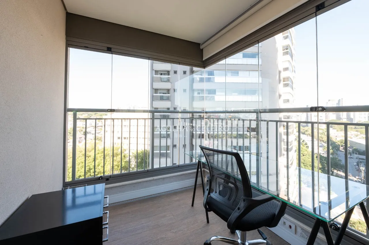 Apartamento lindo e mobiliado para locação em Moema. – 22491