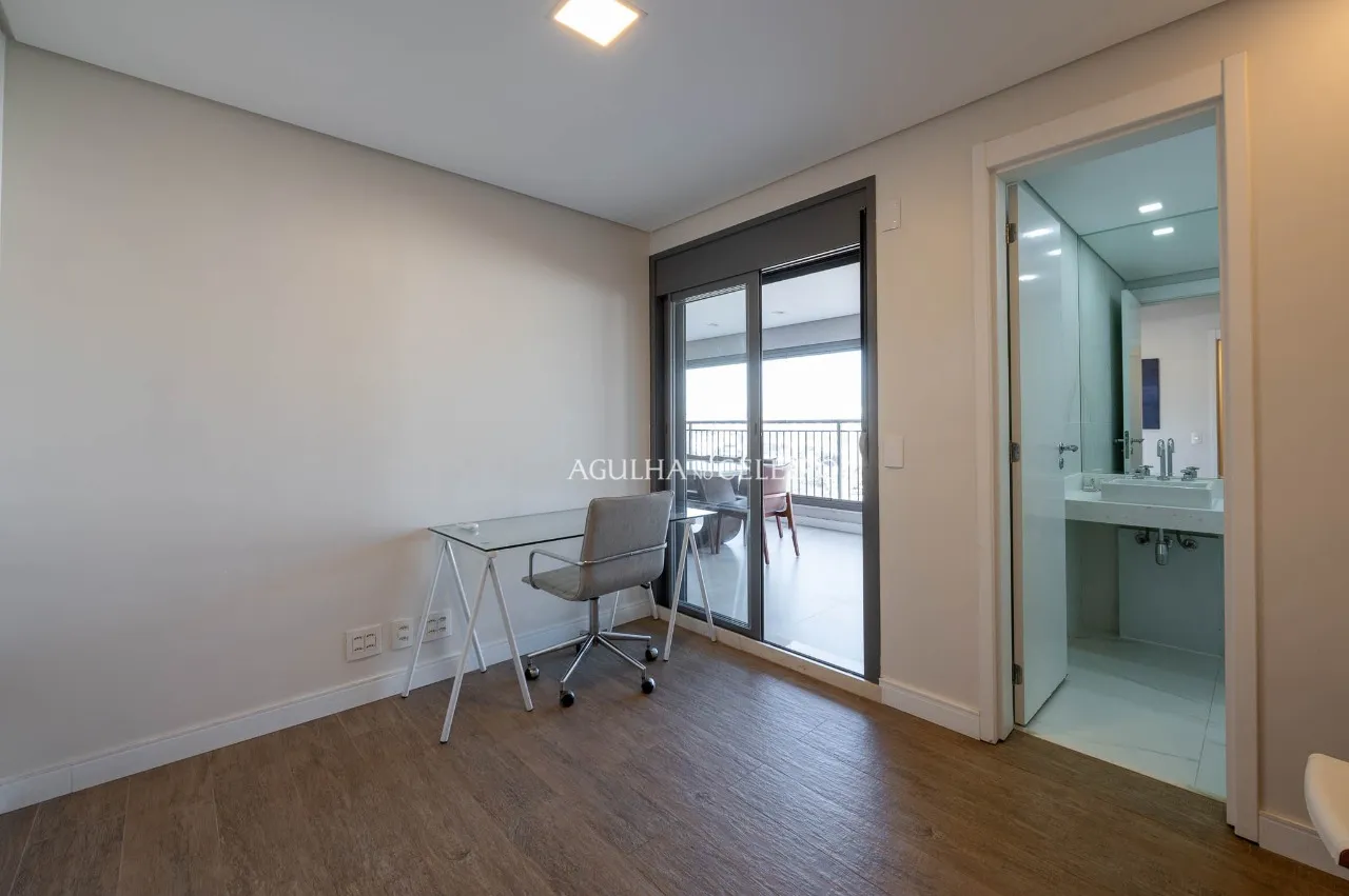Apartamento lindo e mobiliado para locação em Moema. – 22491
