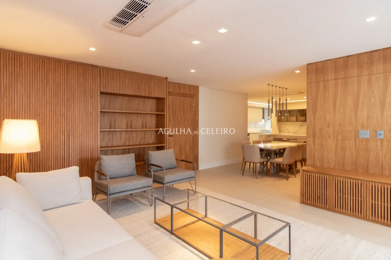 Apartamento à venda em Moema. – 8792
