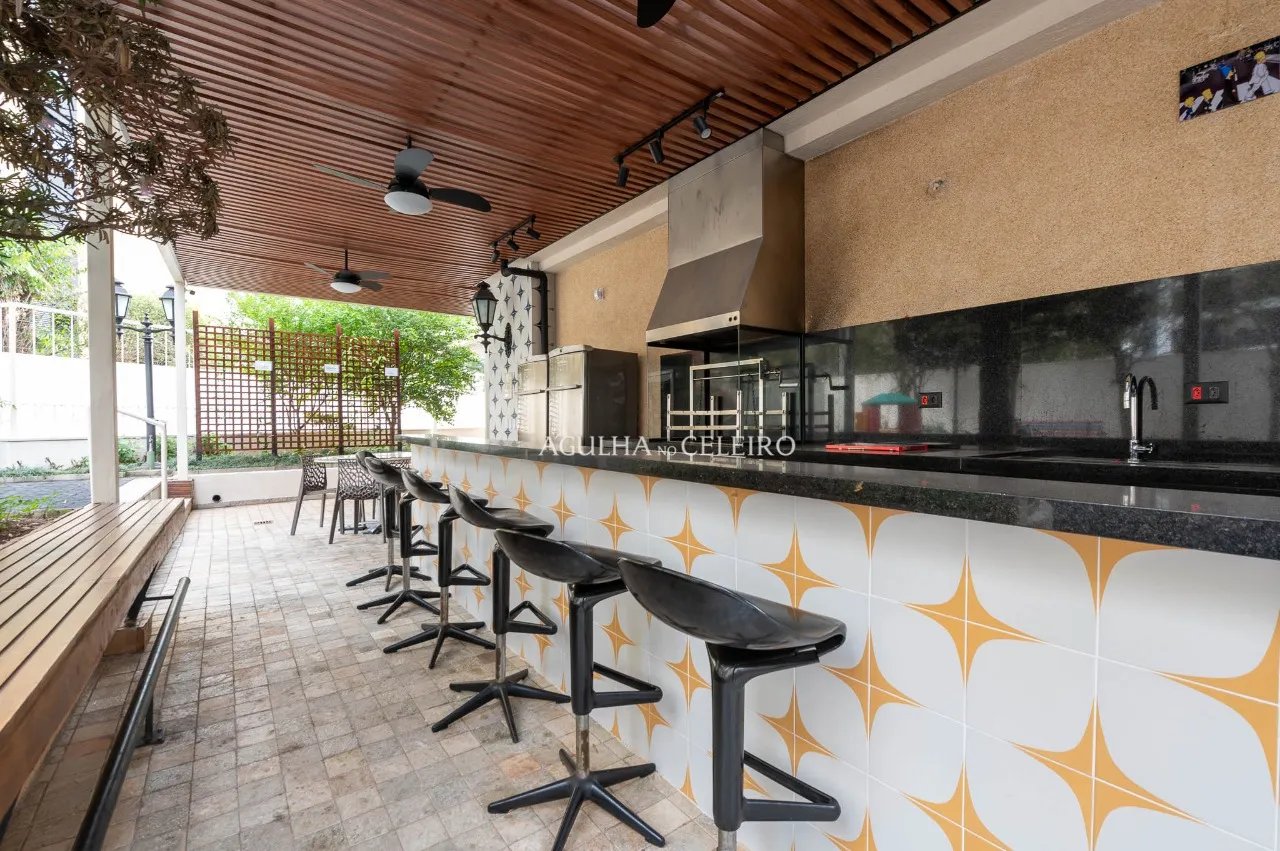 Apartamento lindo para sua família à venda em Moema Pássaros. – AP3709