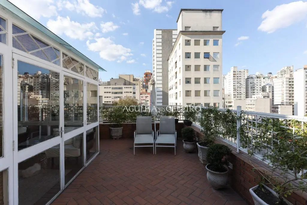 Cobertura com vista privilegiada à venda no Jardim América – CO0510