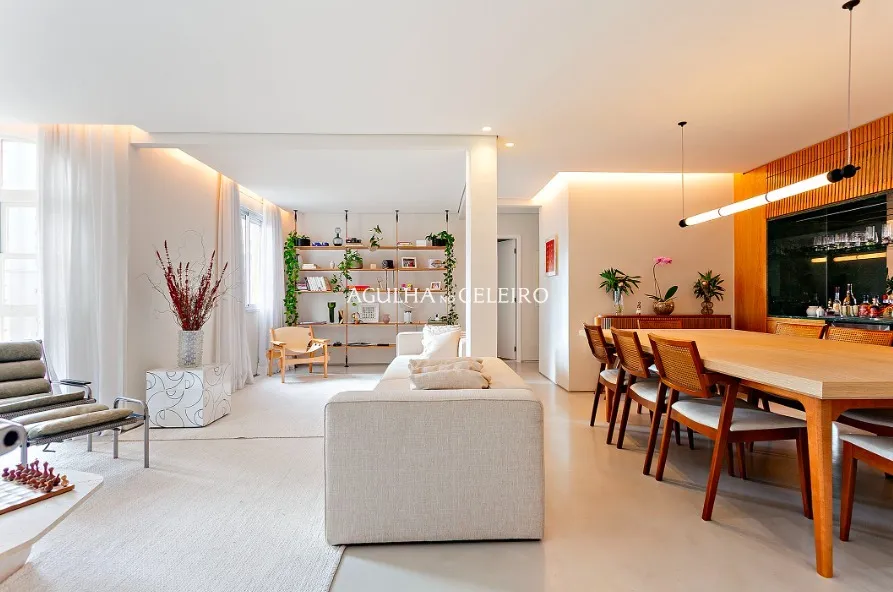 Apartamento com reforma de excelente bom gosto à venda no Jardim América – 12121