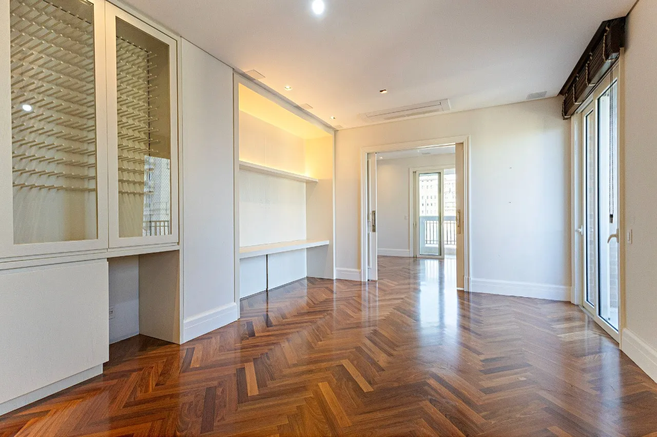 Apartamento à venda na localização mais exclusiva do Jardim Europa. – 12729