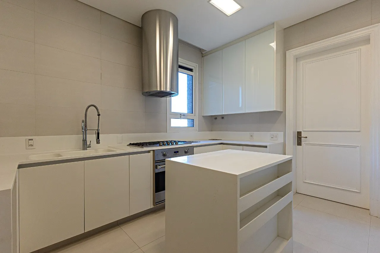 Apartamento à venda na localização mais exclusiva do Jardim Europa. – 12729