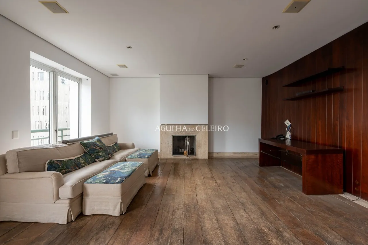 Duplex imponente, sofisticação, amplitude e exclusividade em localização privilegiada – 13631