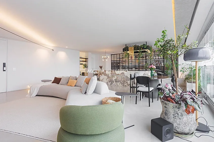 Apartamento maravilhoso, reformado com vista ampla para o Jardim América. – 14053