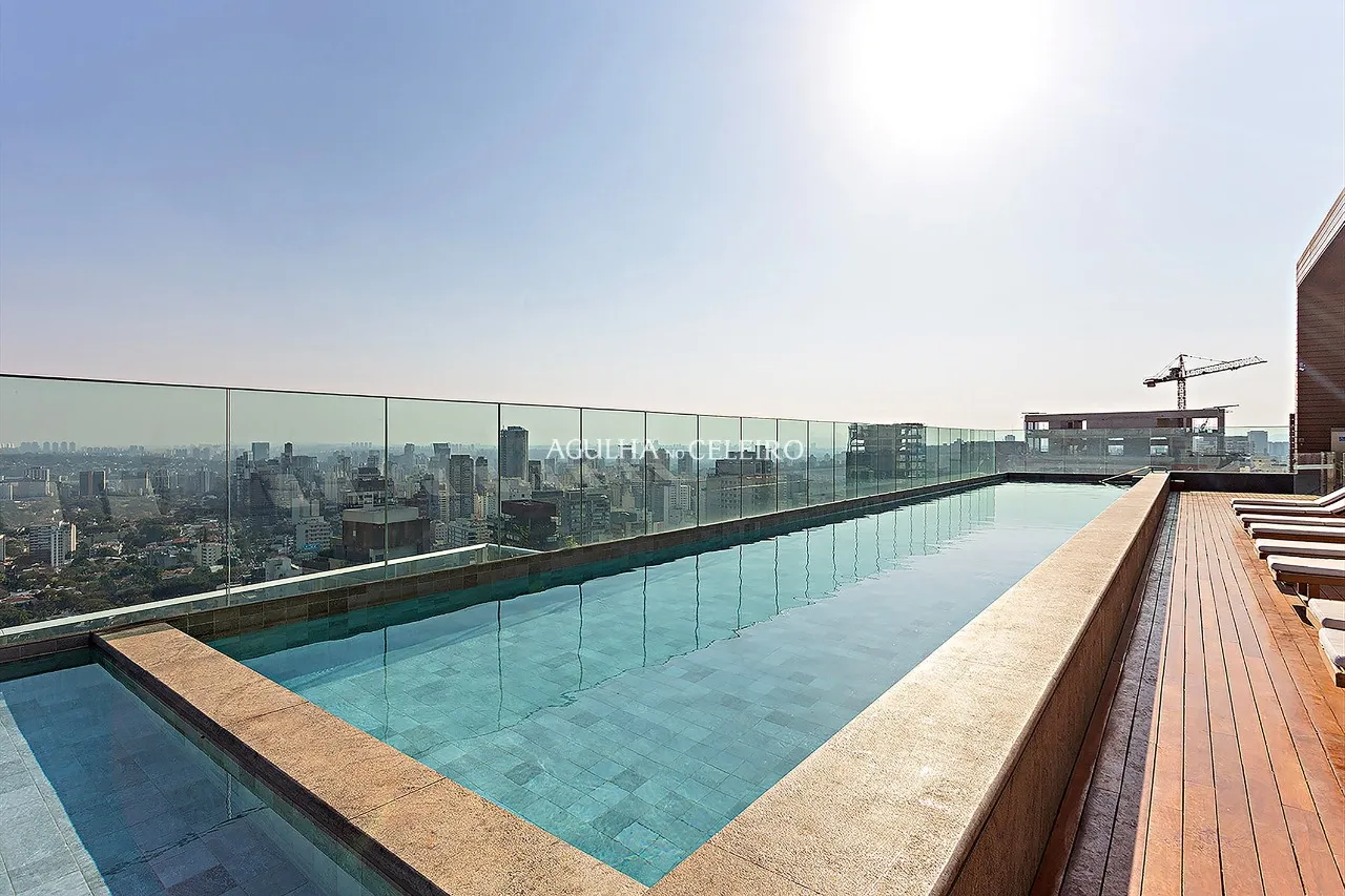 Apartamento maravilhoso, reformado com vista ampla para o Jardim América. – 14053
