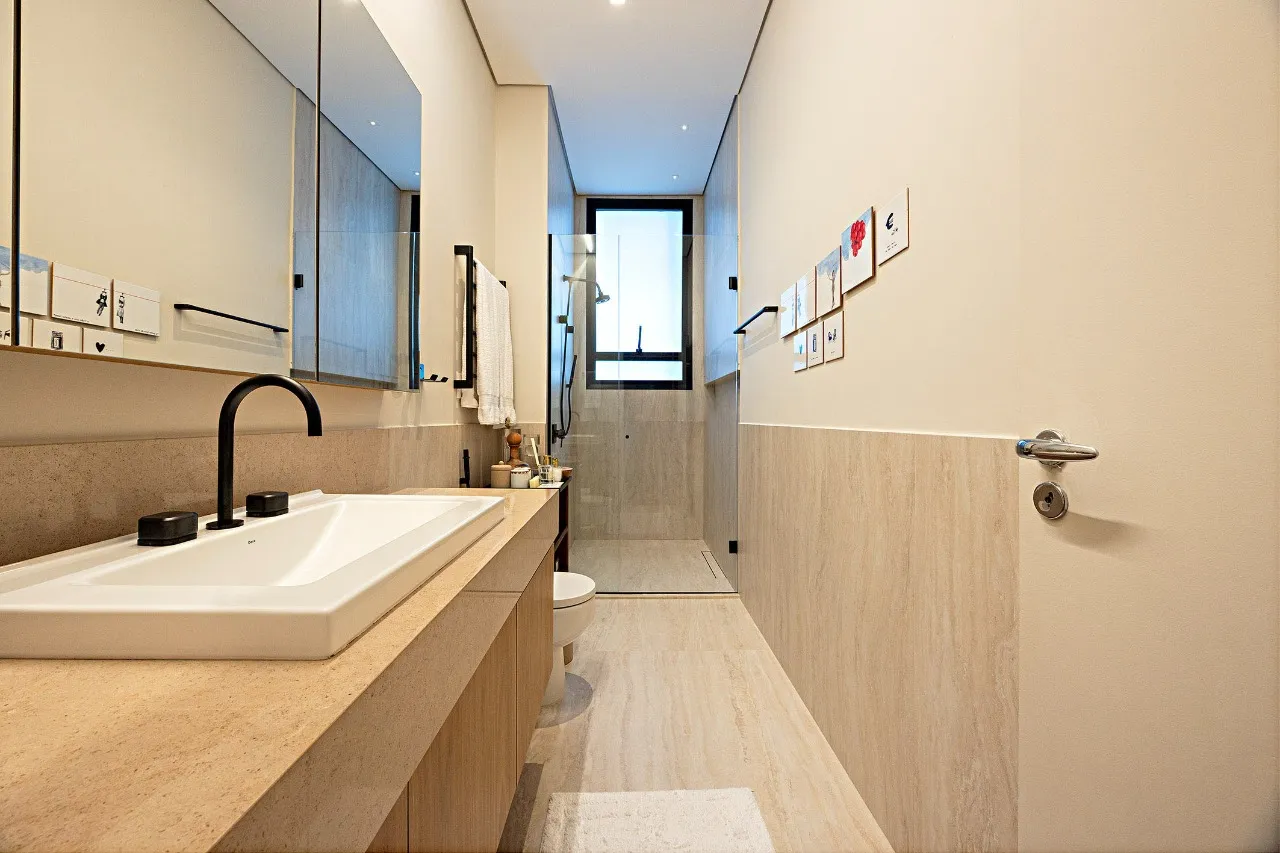 Arquitetura contemporânea e elegância em localização priviegiada no Itaim – 14535