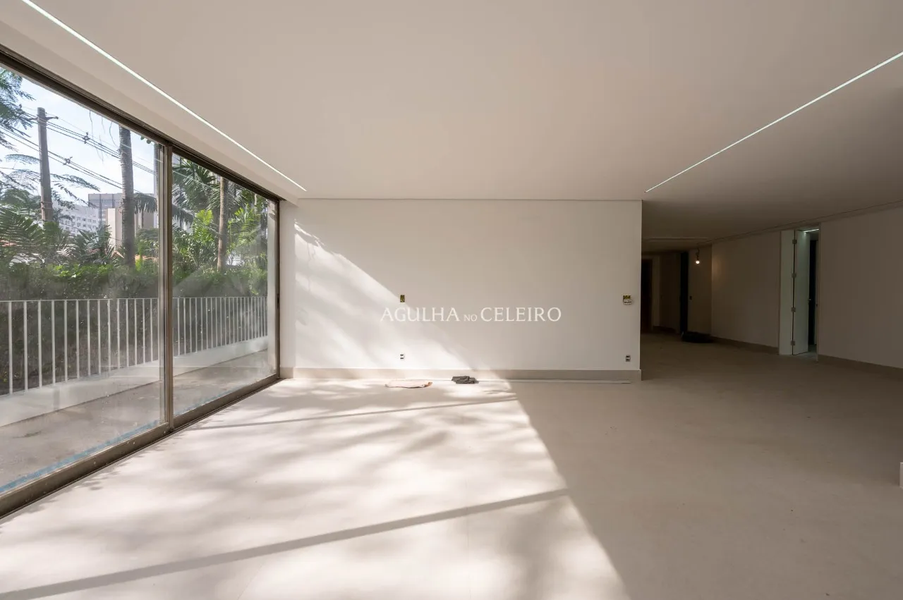 Exclusividade e sofisticação no Jardim Paulistano com vista para o verde. – 15935