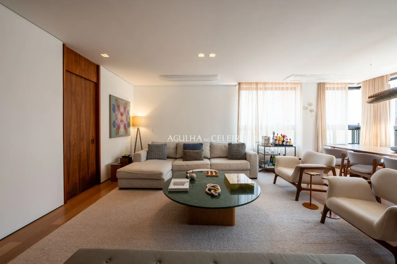 Apartamento decorado em prédio novo com infraestrutura moderna e lazer completo – 18745