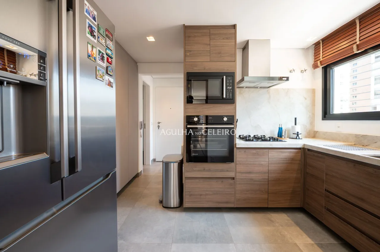 Apartamento decorado em prédio novo com infraestrutura moderna e lazer completo – 18745