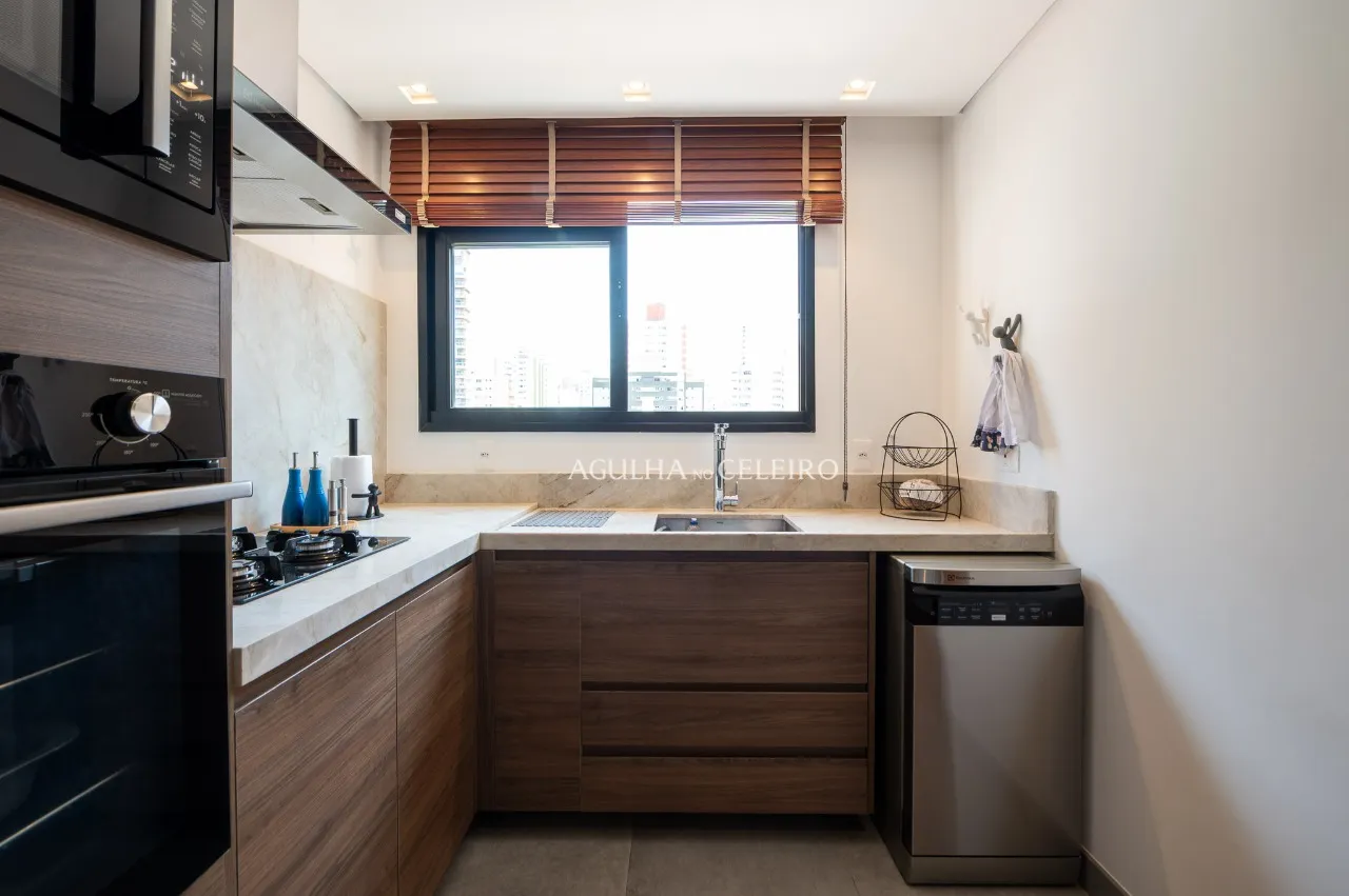 Apartamento decorado em prédio novo com infraestrutura moderna e lazer completo – 18745