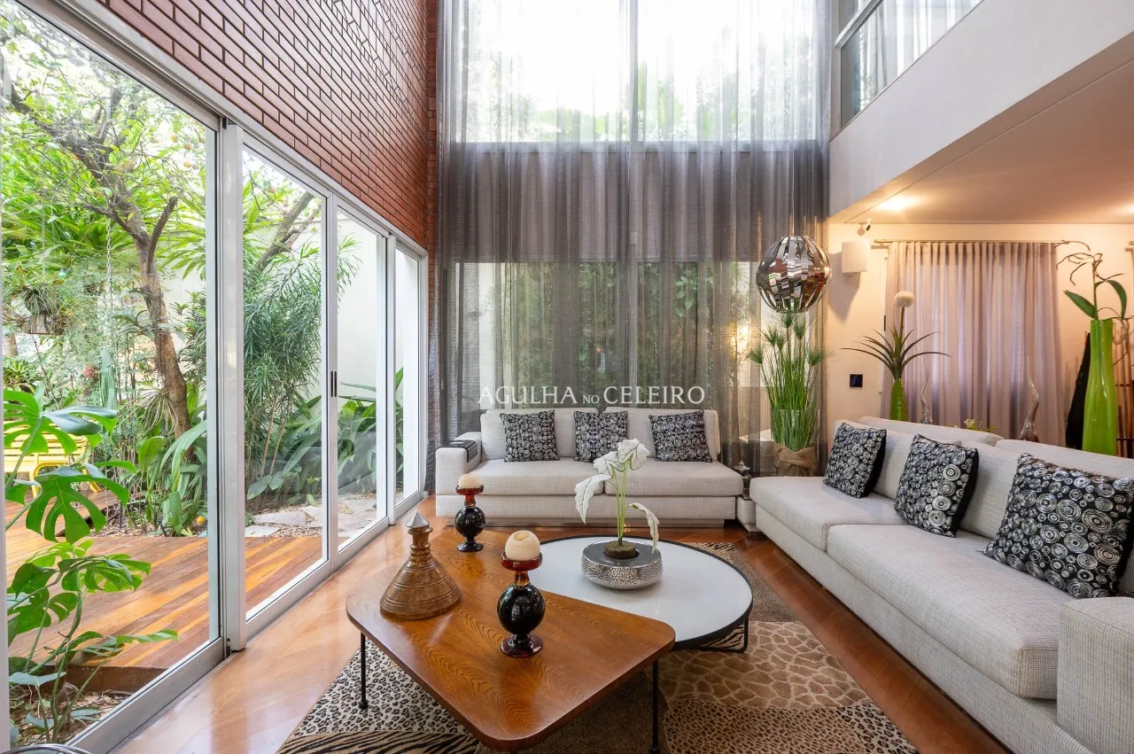 Casa de condomínio próximo a Avenue, à venda em Cidade Jardim – 20831