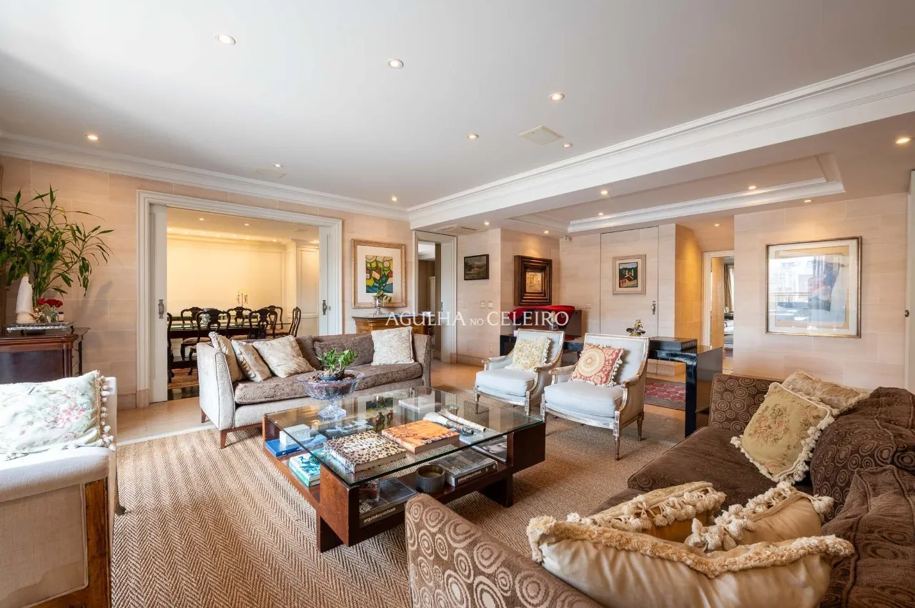 Apartamento Duplex na melhor e mais privada rua do Itaim Bibi – 20878