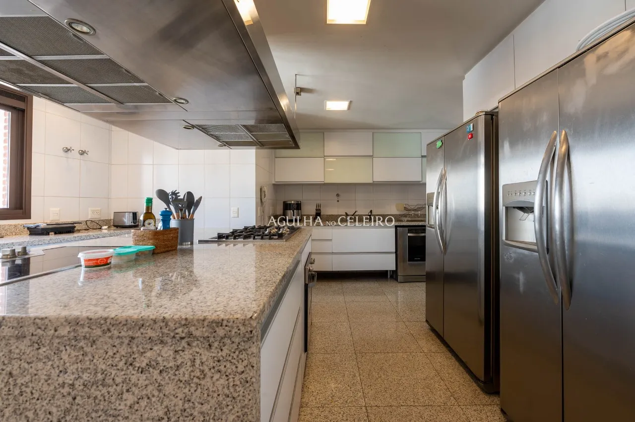 Apartamento Duplex na melhor e mais privada rua do Itaim Bibi – 20878