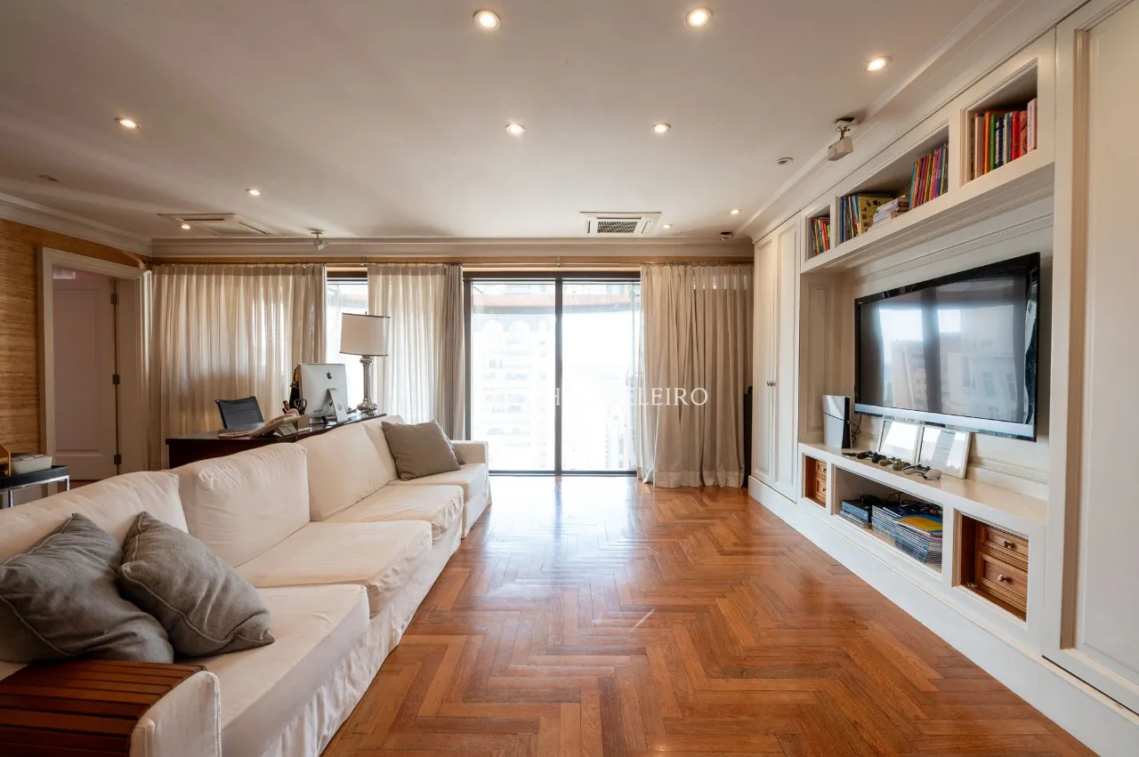 Apartamento Duplex na melhor e mais privada rua do Itaim Bibi – 20878