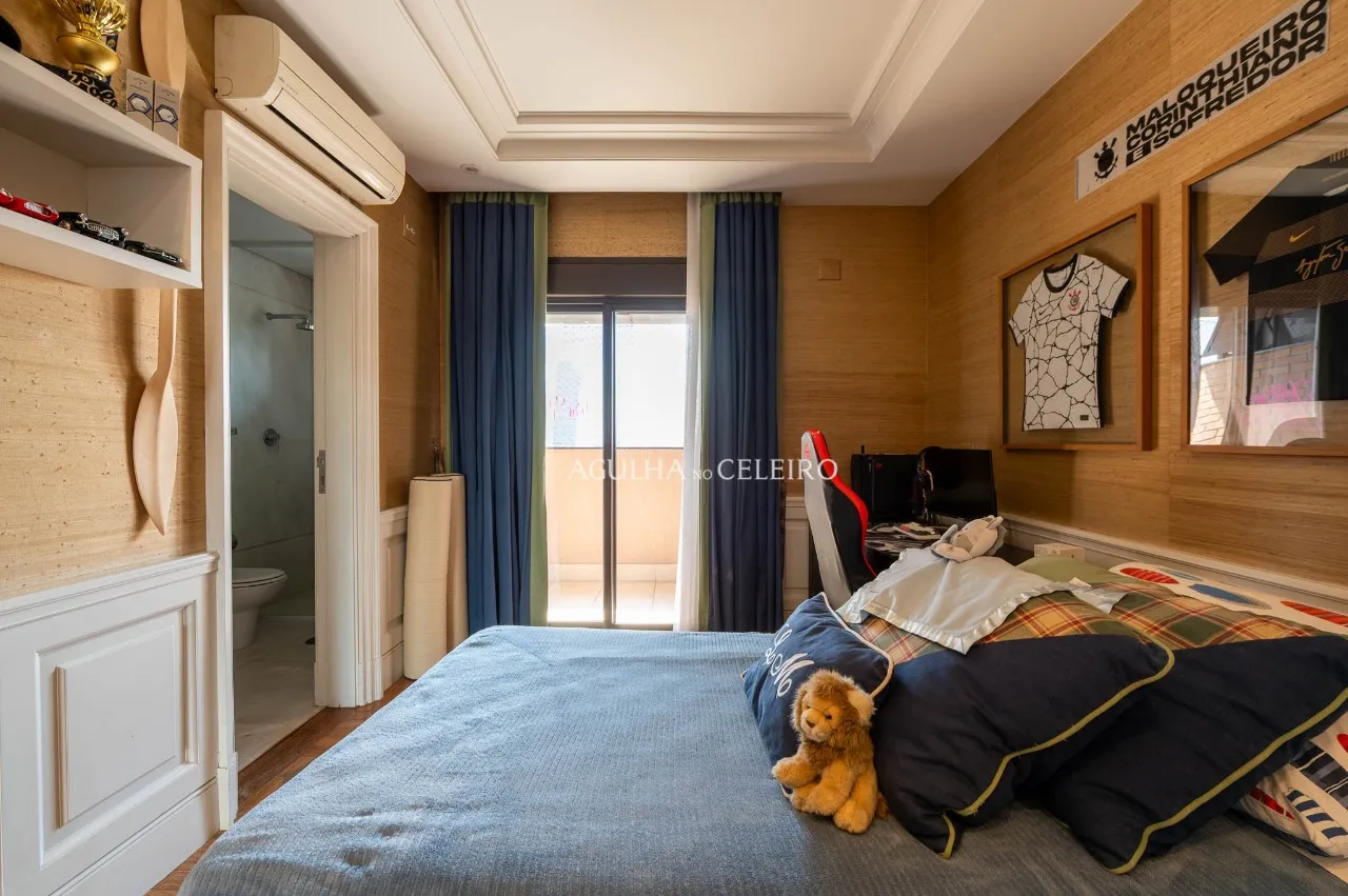 Apartamento Duplex na melhor e mais privada rua do Itaim Bibi – 20878