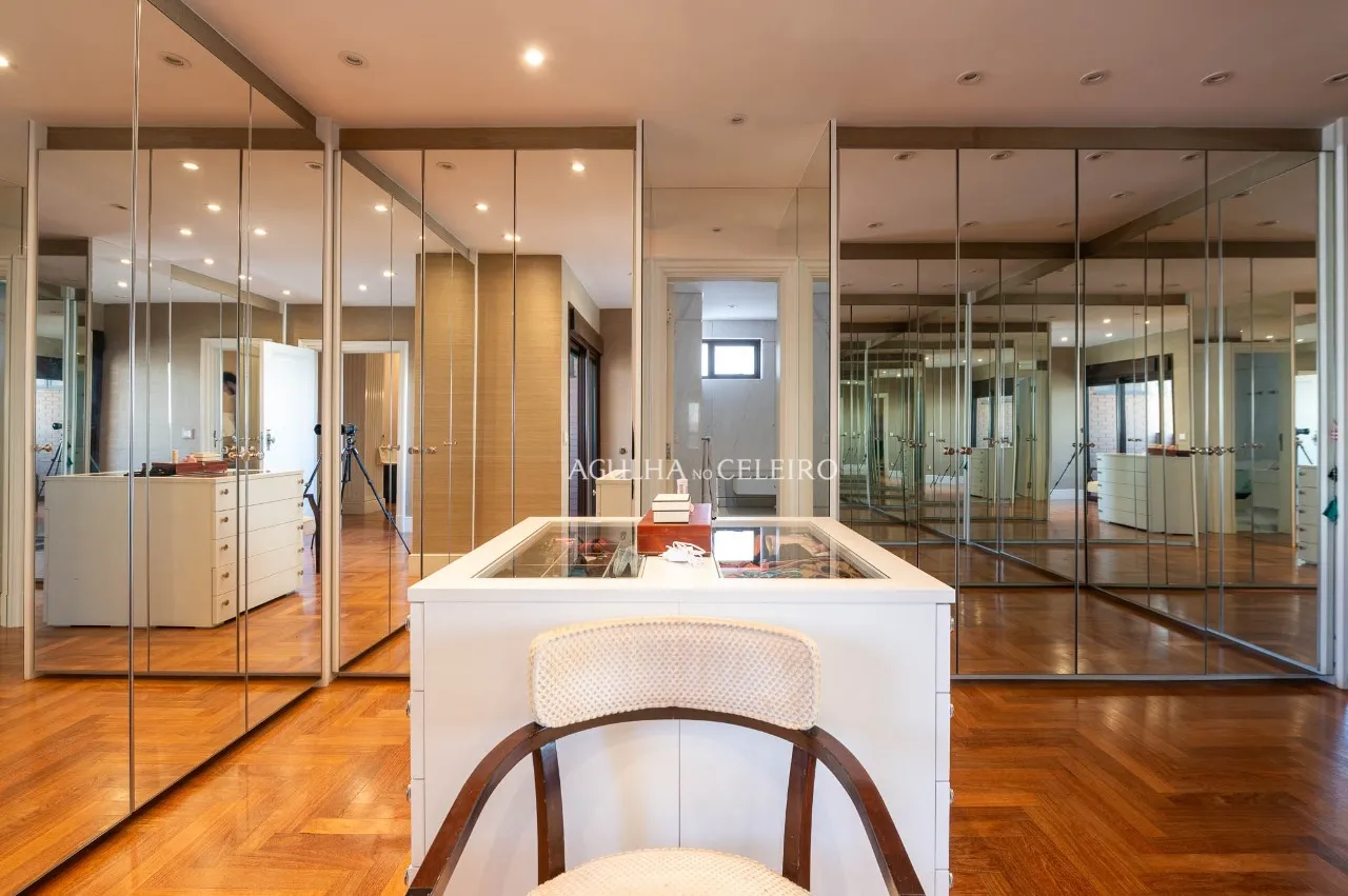 Apartamento Duplex na melhor e mais privada rua do Itaim Bibi – 20878
