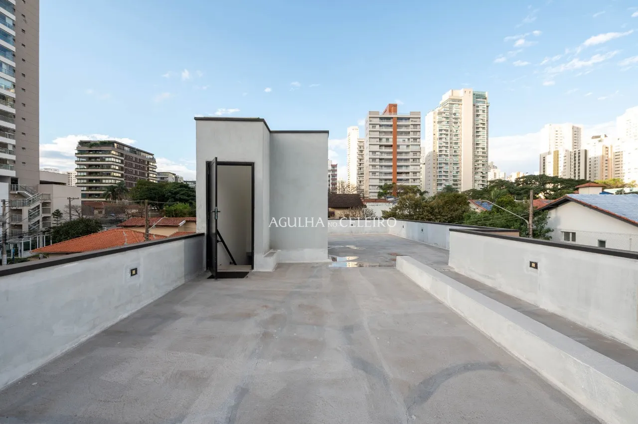 Casa de vila recém construída com charme, privacidade e muito espaço no Brooklin – 21916