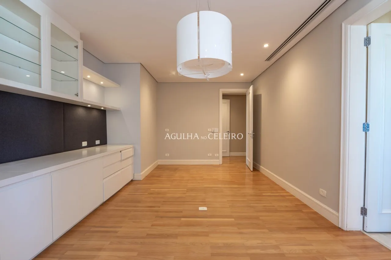Apartamento amplo com vista à venda no Jardim América – 22027
