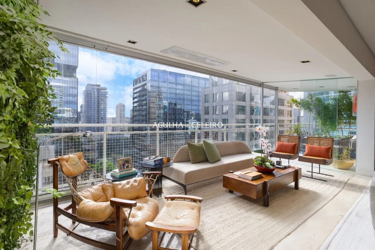 Itaim Bibi: 169m² com Projeto Triplex Arquitetura em Rua Nobre – 22050