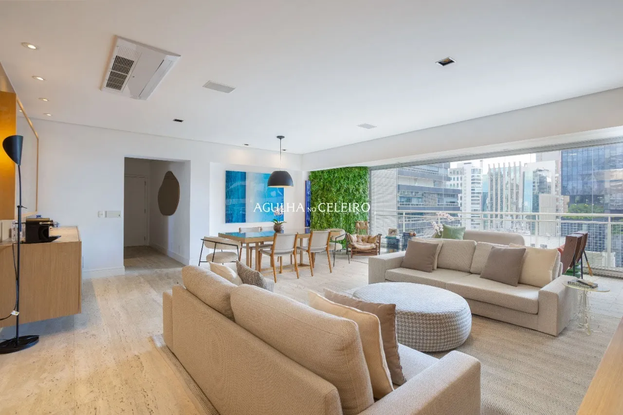 Itaim Bibi: 169m² com Projeto Triplex Arquitetura em Rua Nobre – 22050