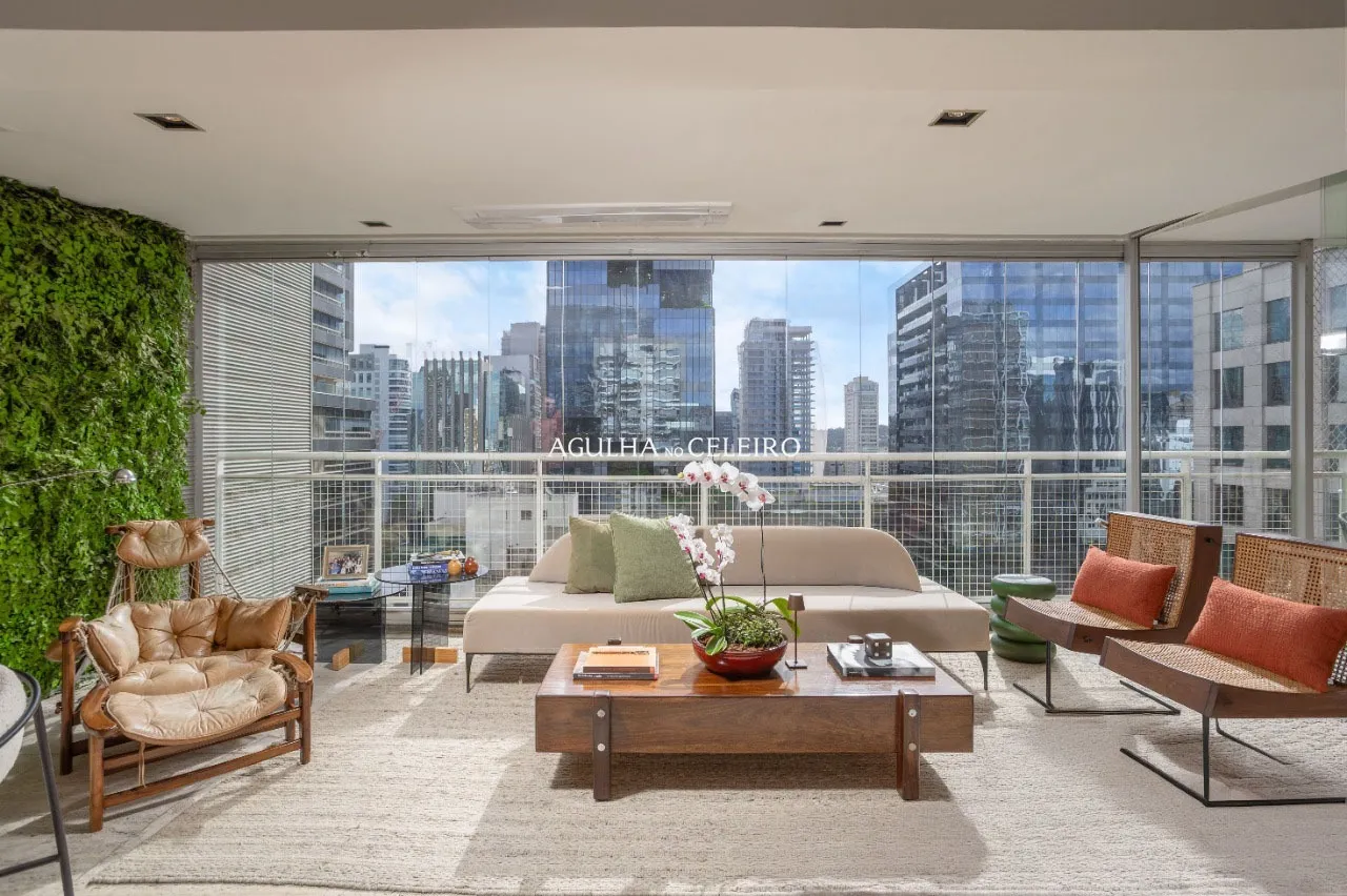 Itaim Bibi: 169m² com Projeto Triplex Arquitetura em Rua Nobre – 22050