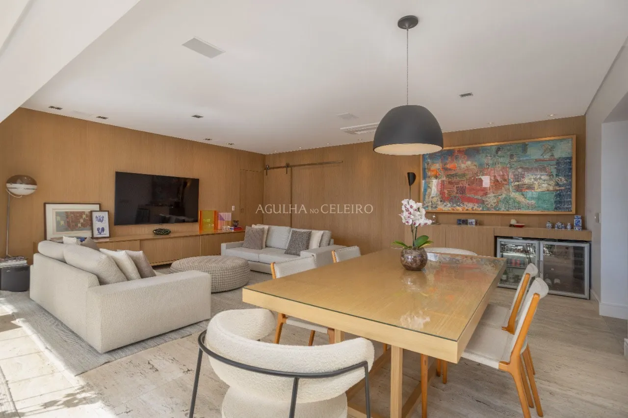 Itaim Bibi: 169m² com Projeto Triplex Arquitetura em Rua Nobre – 22050