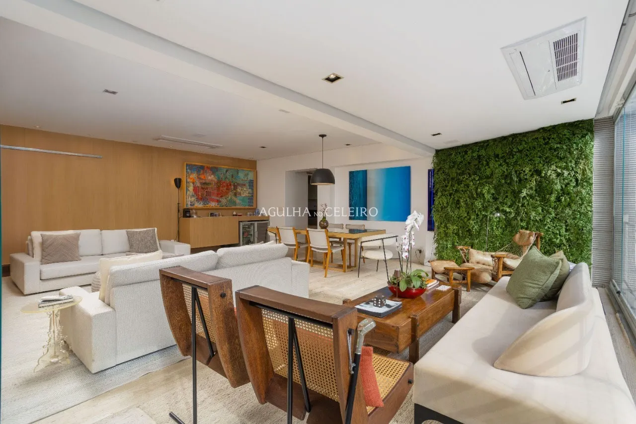 Itaim Bibi: 169m² com Projeto Triplex Arquitetura em Rua Nobre – 22050