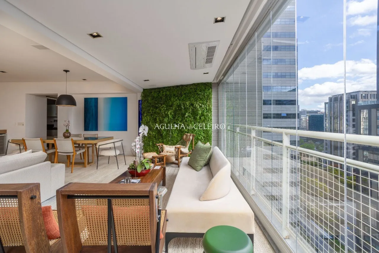 Itaim Bibi: 169m² com Projeto Triplex Arquitetura em Rua Nobre – 22050
