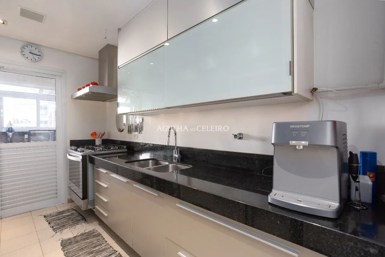 Itaim Bibi: 169m² com Projeto Triplex Arquitetura em Rua Nobre – 22050