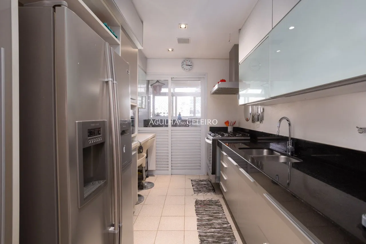 Itaim Bibi: 169m² com Projeto Triplex Arquitetura em Rua Nobre – 22050