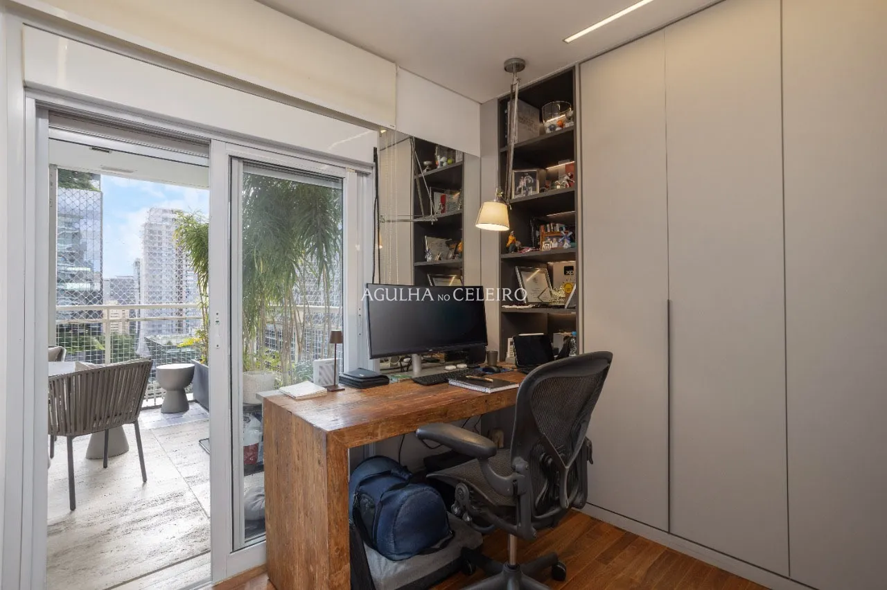 Itaim Bibi: 169m² com Projeto Triplex Arquitetura em Rua Nobre – 22050