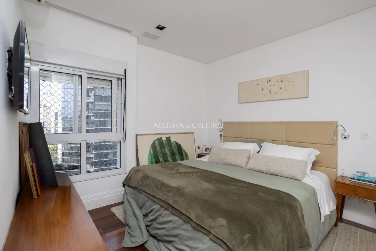 Itaim Bibi: 169m² com Projeto Triplex Arquitetura em Rua Nobre – 22050