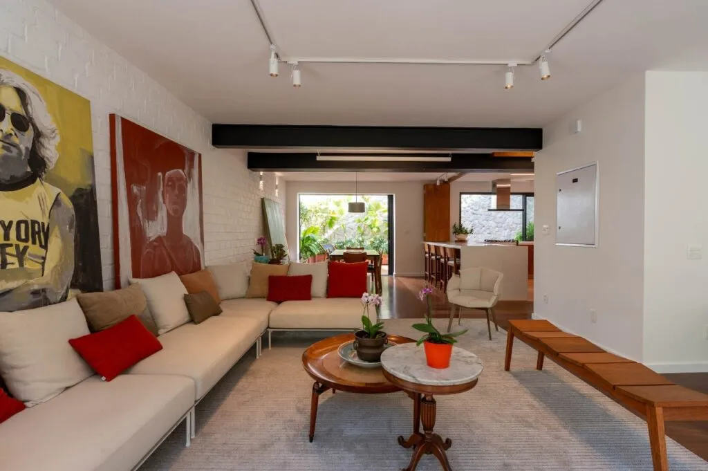 Casa reformada à venda na Vila Madalena. – 22162